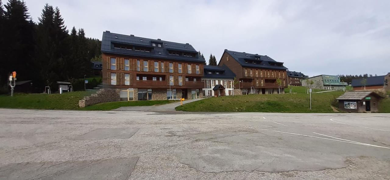 Apartman M5 Horni Misecky Exteriör bild